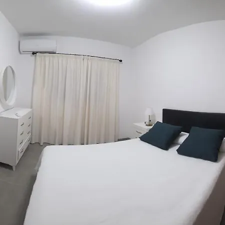 Apartment De La Playa V *